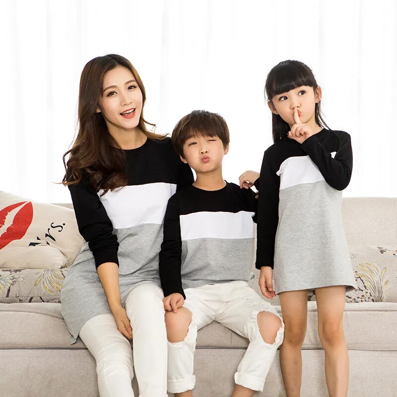 Family Look Mother Daughter Dress 2021 Family Clothing Father Son T-Shirt Cotton Patchwork Striped Family Matching Outfits