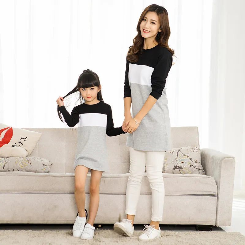 Family Look Mother Daughter Dress 2021 Family Clothing Father Son T-Shirt Cotton Patchwork Striped Family Matching Outfits