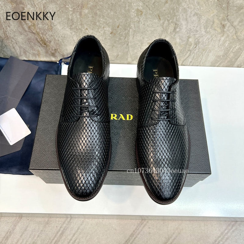 EOENKKY High-Quality Men&#39;s Shoes, Cowhide Rubber Outsole, British Style 1:1 Men&#39;s Fashionable Leather Shoes Formal Leather Shoes