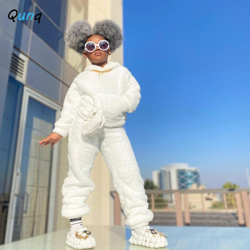 Qunq 2023 Autumn INS New Girls Double Faced Velvet Hooded Pullover Top + Pants 2 Pieces Set Sporty Casual Kids Clothes Age 3T-8T