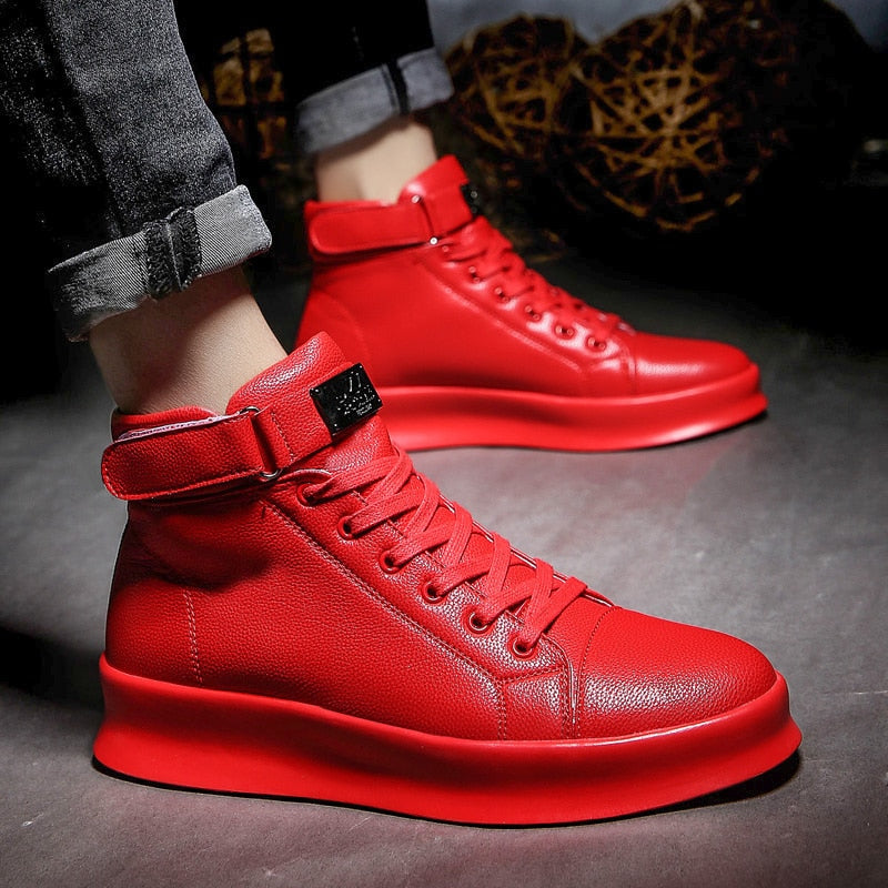 Hot Sale Fashion Red Sneakers Men Comfortable High top Skateboard Shoes Man Designer Platform Trainers Men Leather Sneakers 2022