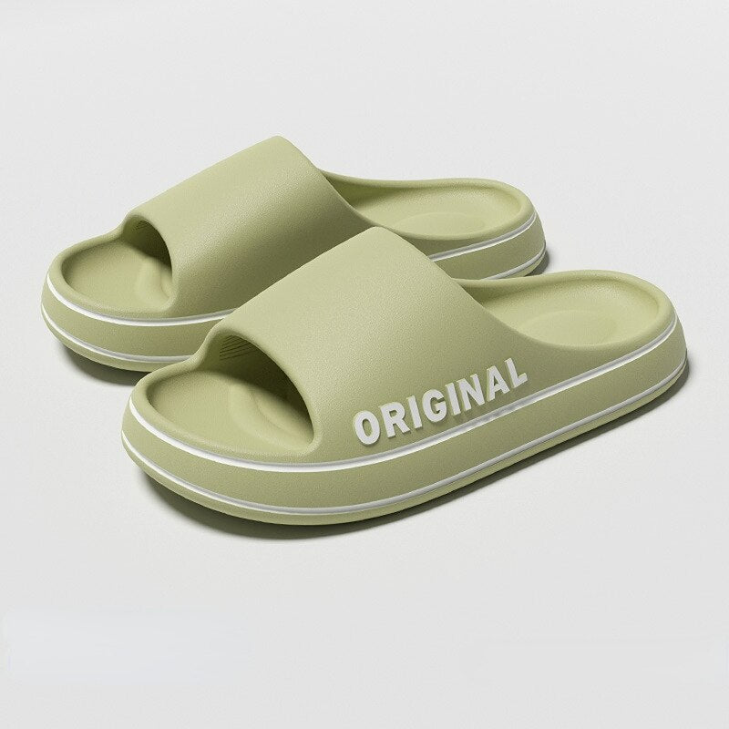 Cloud Slippers Men Summer Slippers Thick Sole Women Outdoor Beach Slides Bathroom Anti-Slip Slipper Soft Sandals Letter Slippers