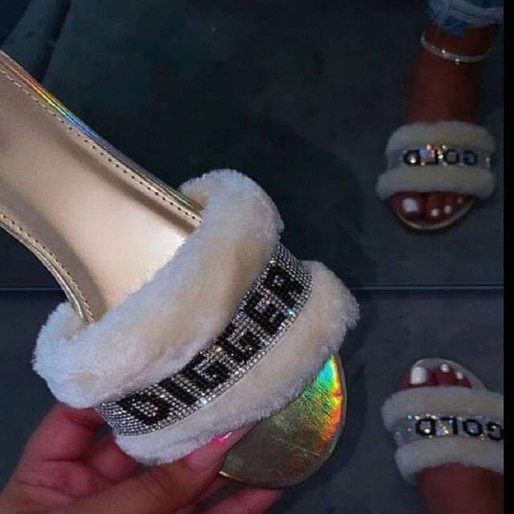 New 2023 Women Sandals Crystal Flat Heel Sandals fur Rhinestone Summer Shoes Women Flip Flops beach Sandals Size 35-43