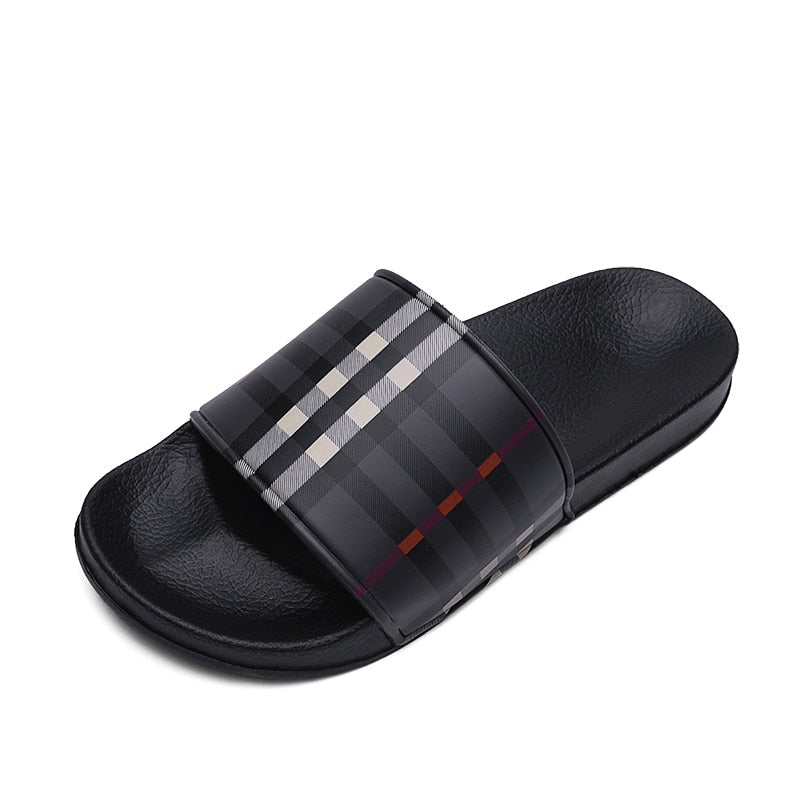 Brand Men Slippers Luxury Outdoor Sandals Summer Anti-slip Bathroom Slippers for Male Fashion Casual Sneaker Men Flip Flops