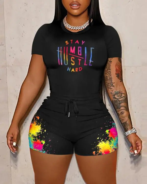 Conjunto de top casual com estampa rígida Stay Humble Hustle e shorts Ink Splash