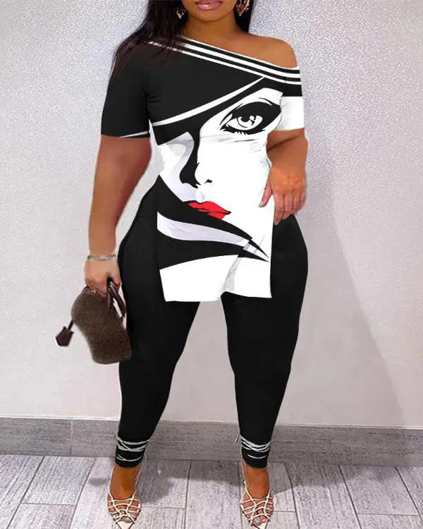 Conjunto de blusa e calça com estampa de corrente e fenda lateral plus size